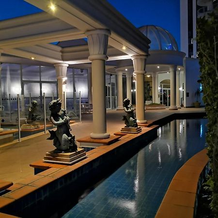 Broadbeach Gold Coast Extérieur photo