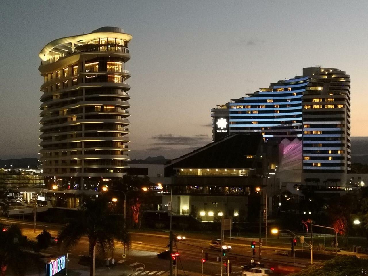 Broadbeach Gold Coast Extérieur photo