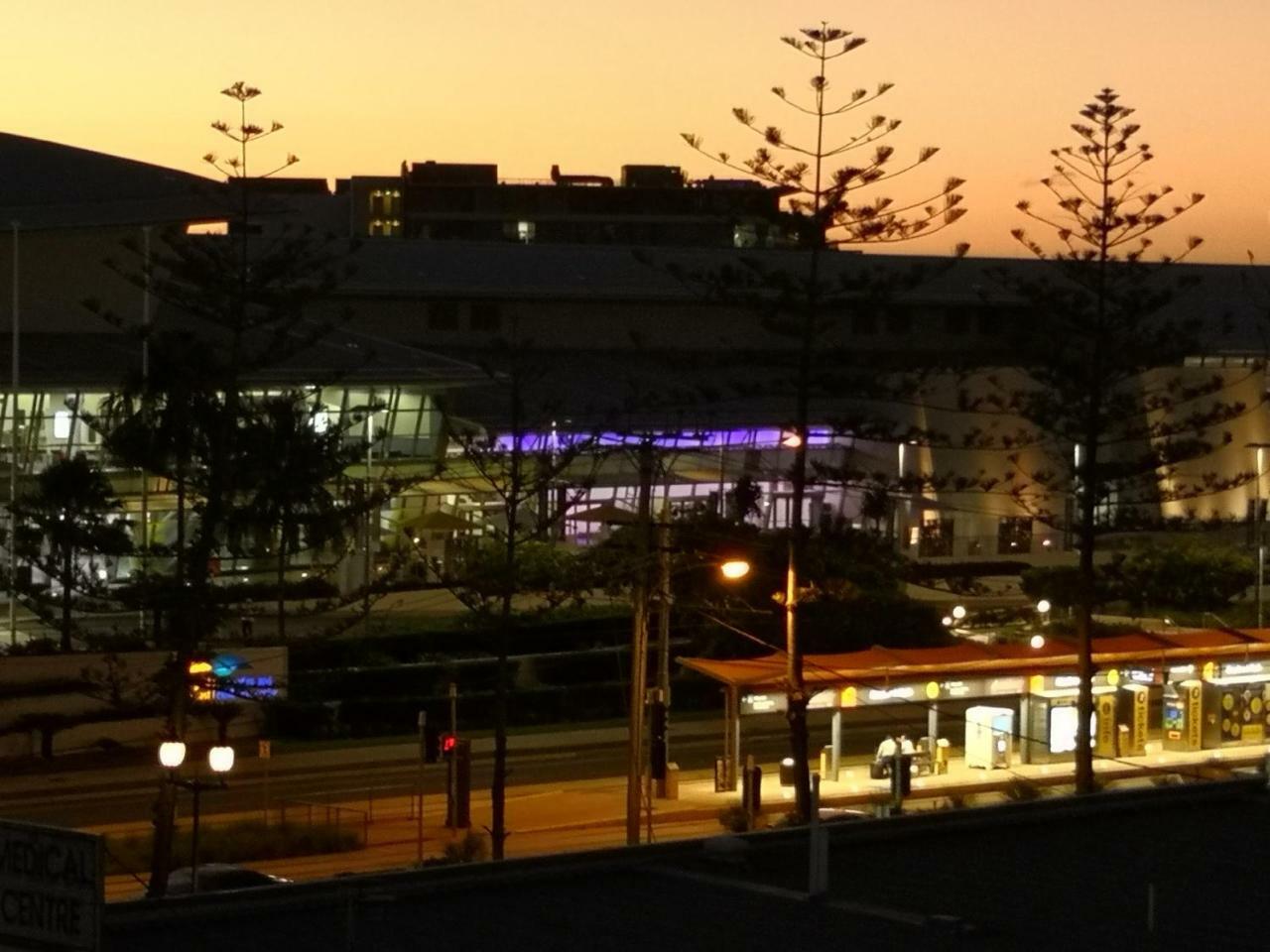 Broadbeach Gold Coast Extérieur photo